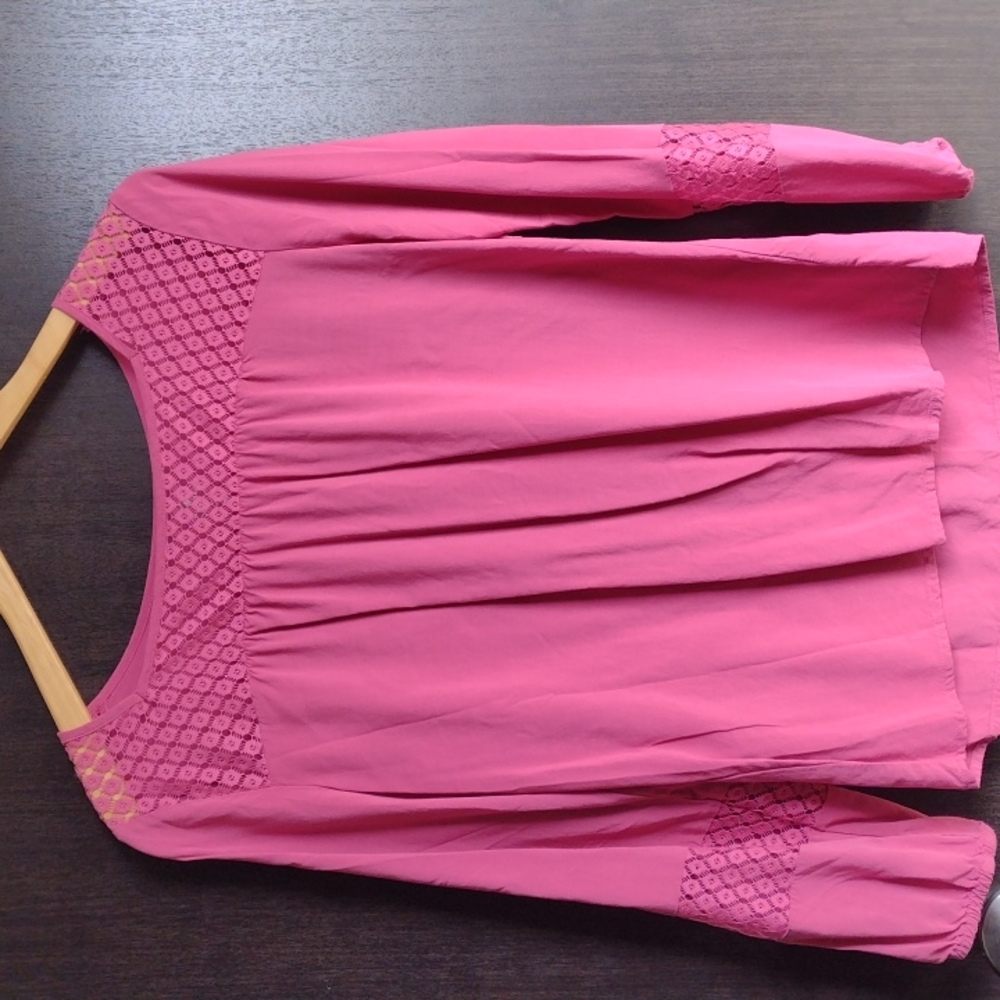 St. Johns Bay Pink Lace Accent Women's Top Size PM